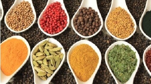 Baharatların Faydaları ve Zararları Nelerdir? Baharatların Faydaları ve Zararları Nelerdir?
