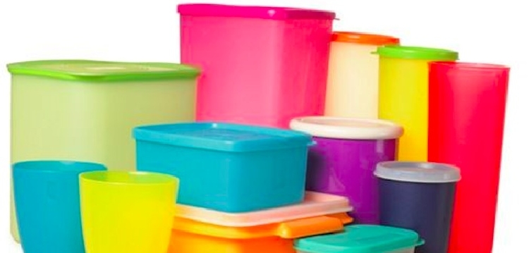 Plastik Kapların Kötü Kokmasını Engelleyin Plastik Kapların Kötü Kokmasını Engelleyin